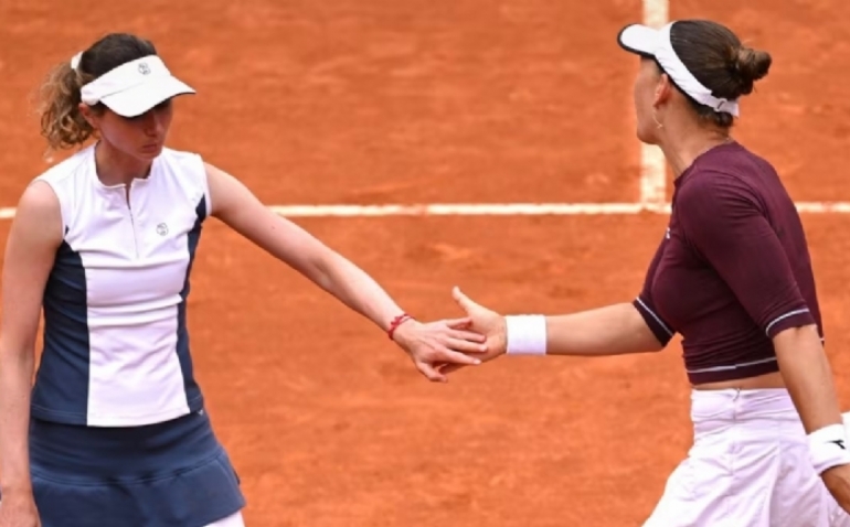 Bucsa mete al tenis español en una de las finales