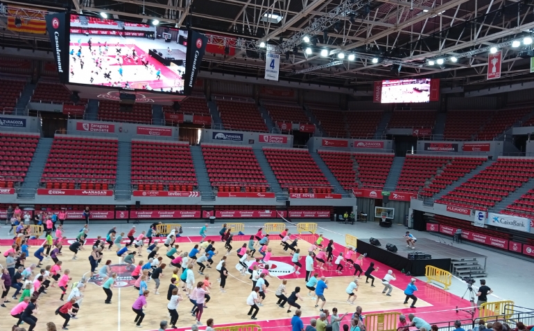4.800 personas han participado este año en los cursos municipales de Actividad Física para Adultos y Mayores 4.800 personas han participado este año en los cursos municipales de Actividad Física para Adultos y Mayores