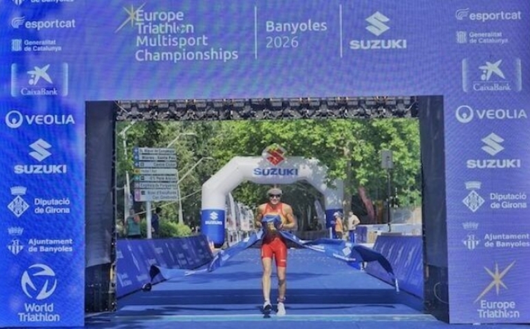 Marina Muñoz se adjudicó la victoria en el Europeo de triatlón cros en Banyoles 2026