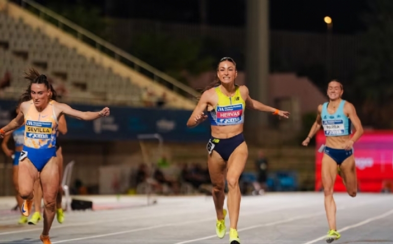 Hervás se proclama reina del 400 en un final de infarto