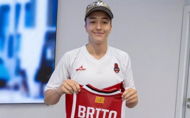Carla Brito: 