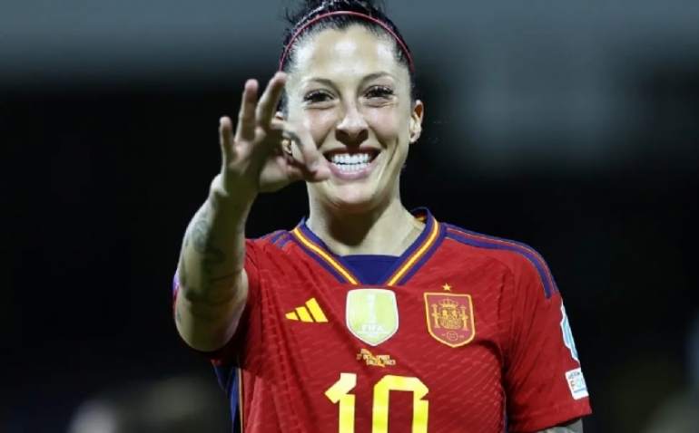 Jenni Hermoso regresa al fútbol español