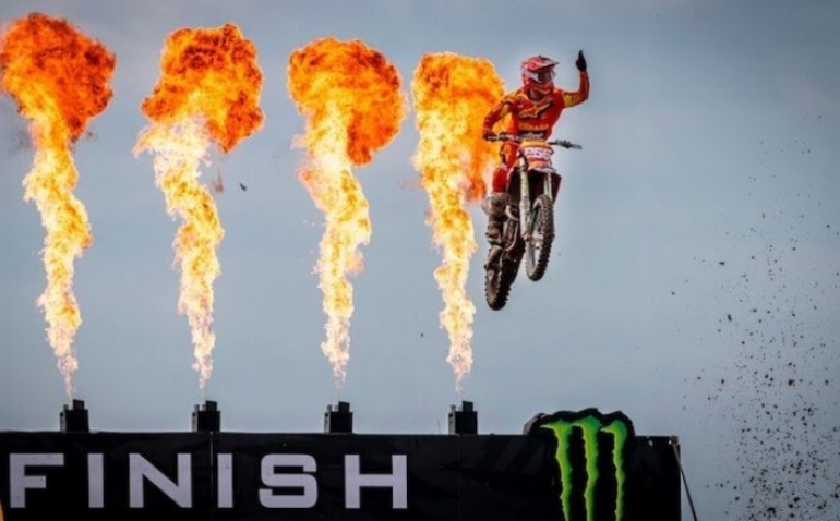 Daniela Guillén, primera mujer española campeona del mundo de motocross (WMX)