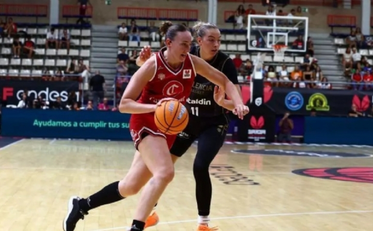 Merritt Hempe alcanza los 100 partidos con el Casademont Zaragoza 