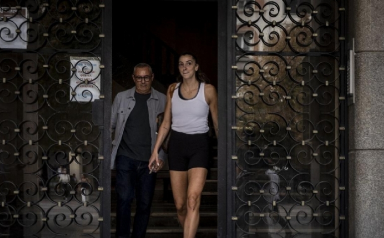 Resignación y comprensión en la afición del Casademont Zaragoza ante la marcha de Mariona Ortiz: 