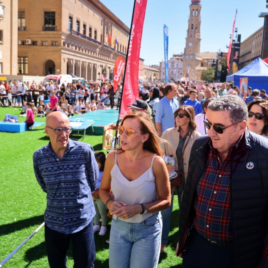 La alcaldesa Natalia Chueca anuncia que el Día Ibercaja del Deporte en la Calle tendrá dos días en 2025