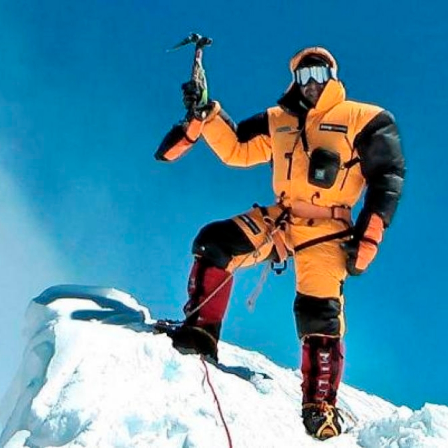 3º ciclo de las charlas «Conquistar la cima» de Carlos Pauner, el único alpinista aragonés que ha ascendido a los 14 ocho miles del planeta