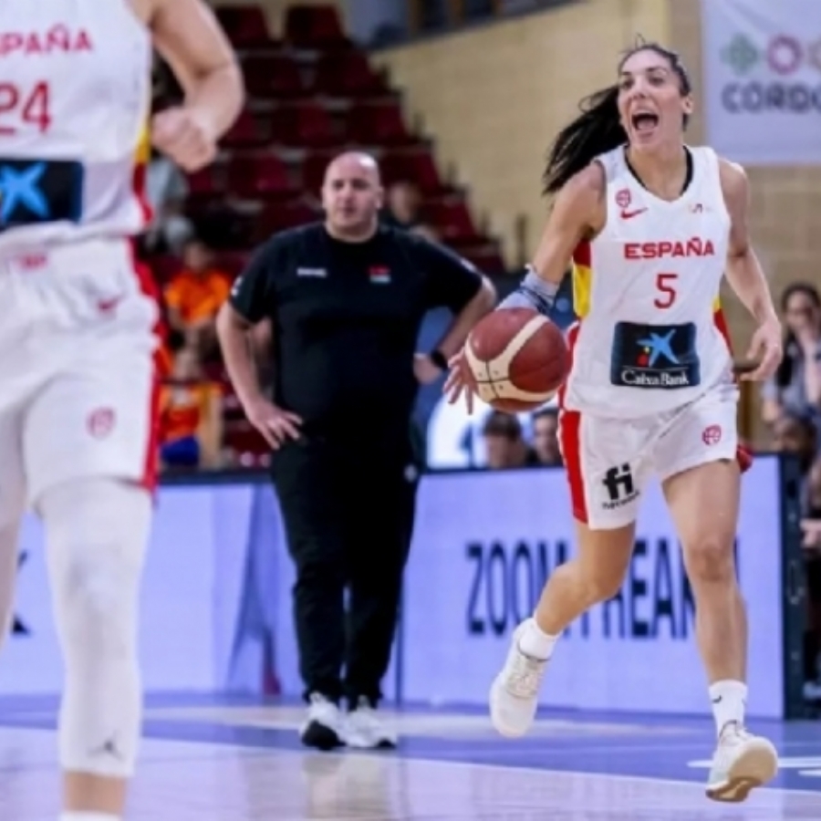 La leyenda del baloncesto aragonés  Cristina Ouviña: 