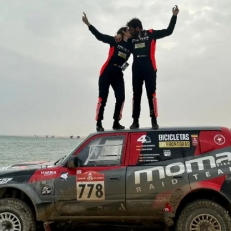  La aragonesa Lidia Ruba vuelve al rally Dakar con un Porsche clásico