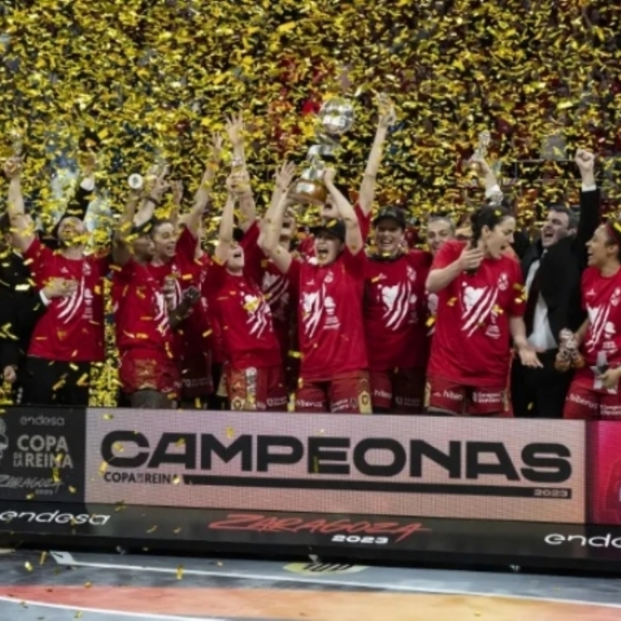 HENNEO y la Federación Española de Baloncesto firman un convenio para promocionar la Copa de la Reina