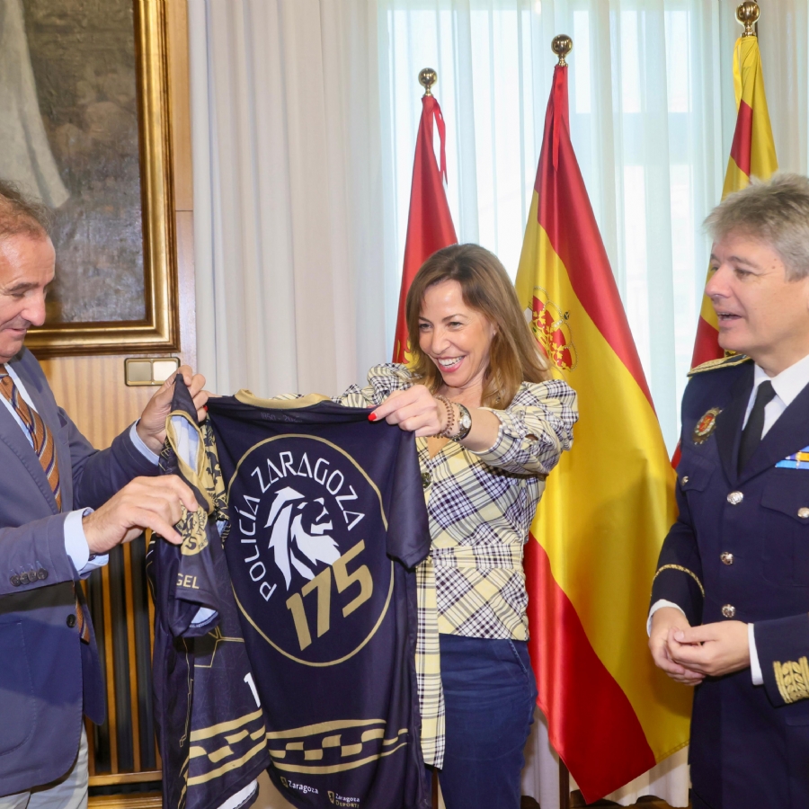 La Policía Local de Zaragoza celebra sus 175 años con una gran carrera popular y una jornada festiva para toda la ciudad