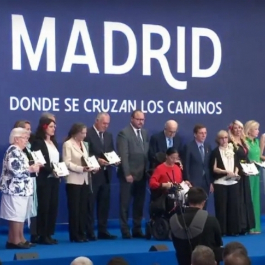 Teresa Perales recibe la Medalla de Honor de Madrid por San Isidro