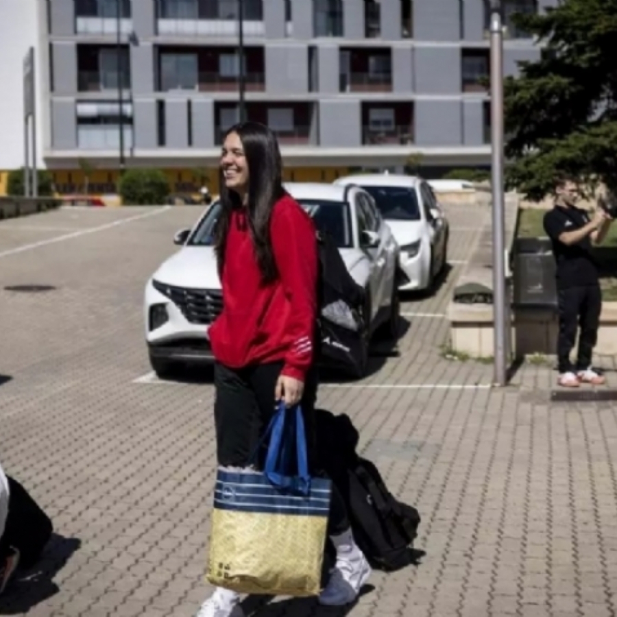 El Casademont Zaragoza invita a salir a Brcaninovic, pero la bosnia se lo piensa