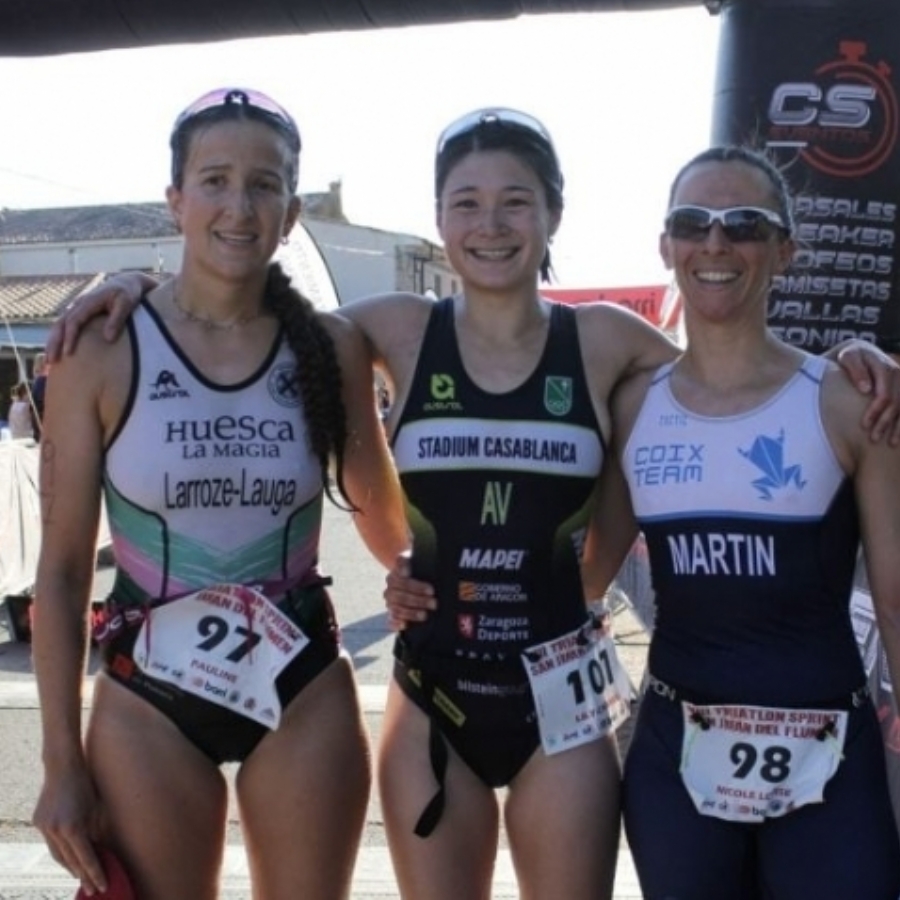 San Juan del Flumen revive su triatlón con un éxito rotundo y protagonismo monegrino