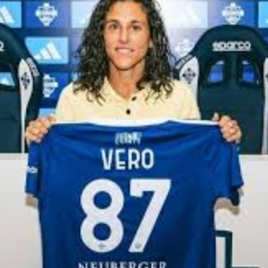 Vero Boquete ficha por el Como 1907