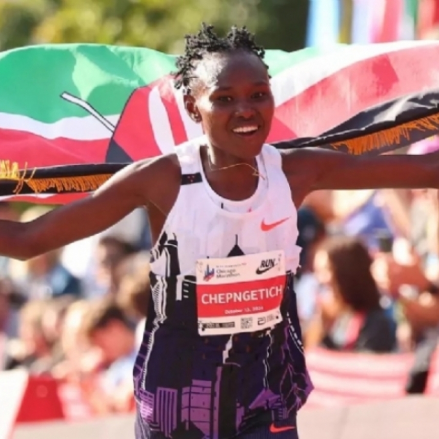 La primera mujer en romper la barrera de las 2 horas y 10 minutos en el maratón, suspendida por dopaje