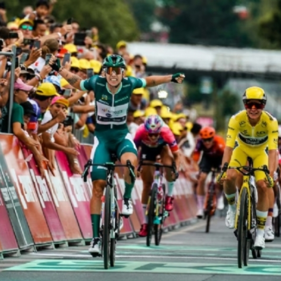 Vollering sigue, Wiebes repite