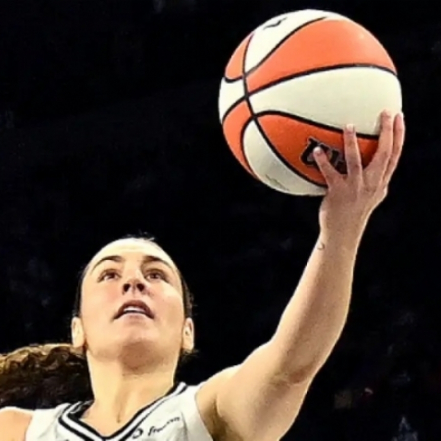 Carla Leite también exhibe su potencial ofensivo ante Las Vegas Aces en la WNBA