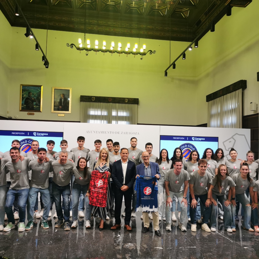 El Ayuntamiento recibe al Colo Colo FS