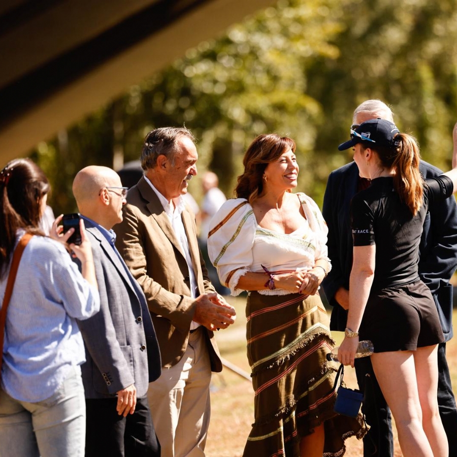 La regata Helios-Oxford volvió al río Ebro 23 años después con un espectáculo deportivo de primer nivel