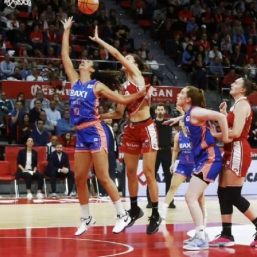 Un baile al calor del hogar. La crónica del Casademont Zaragoza-Baxi Ferrol (87-57)
