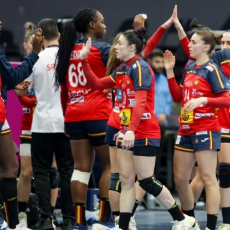 Guerreras en el precipicio