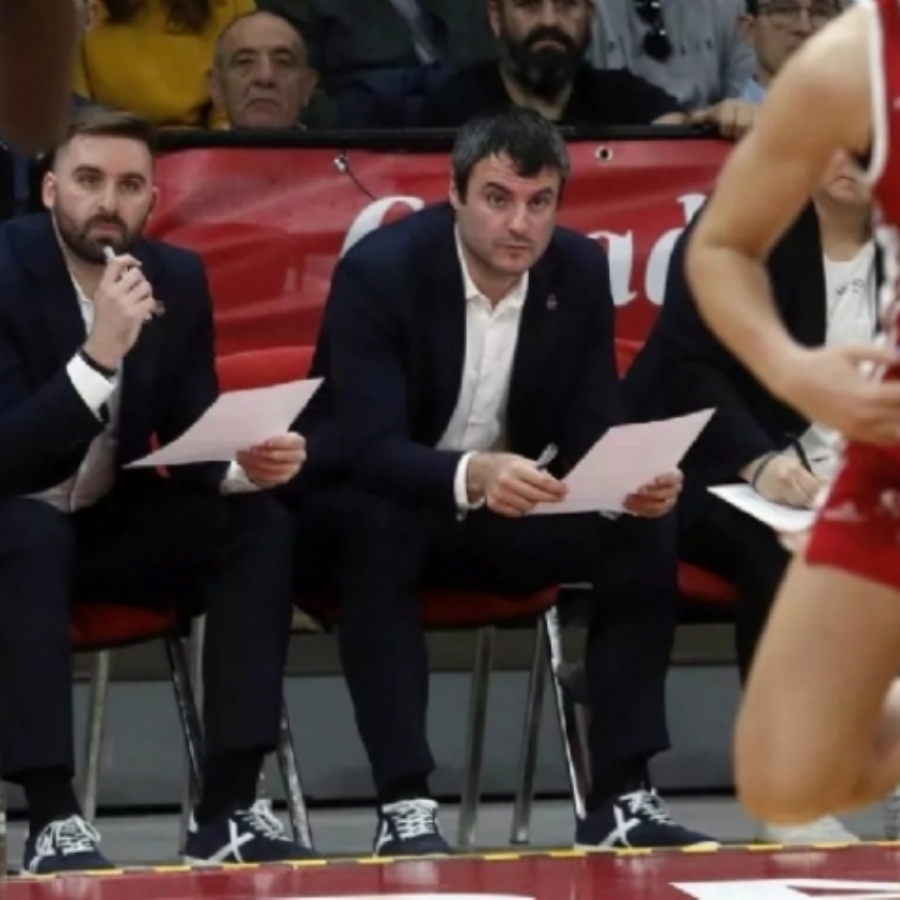 Carlos Cantero, entrenador del Casademont Zaragoza: 