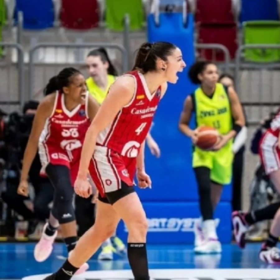 Carlos Cantero, entrenador del Casademont Zaragoza, tras ganar en Praga: 