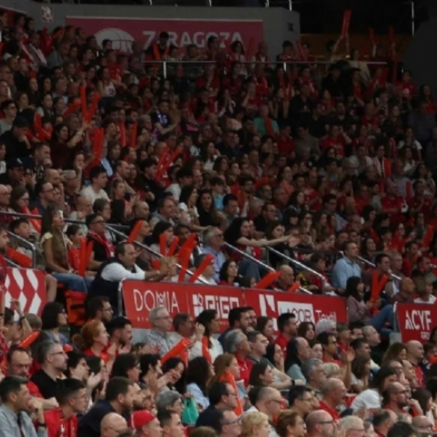 El Príncipe Felipe apunta al lleno para el Casademont Zaragoza-USK Praga