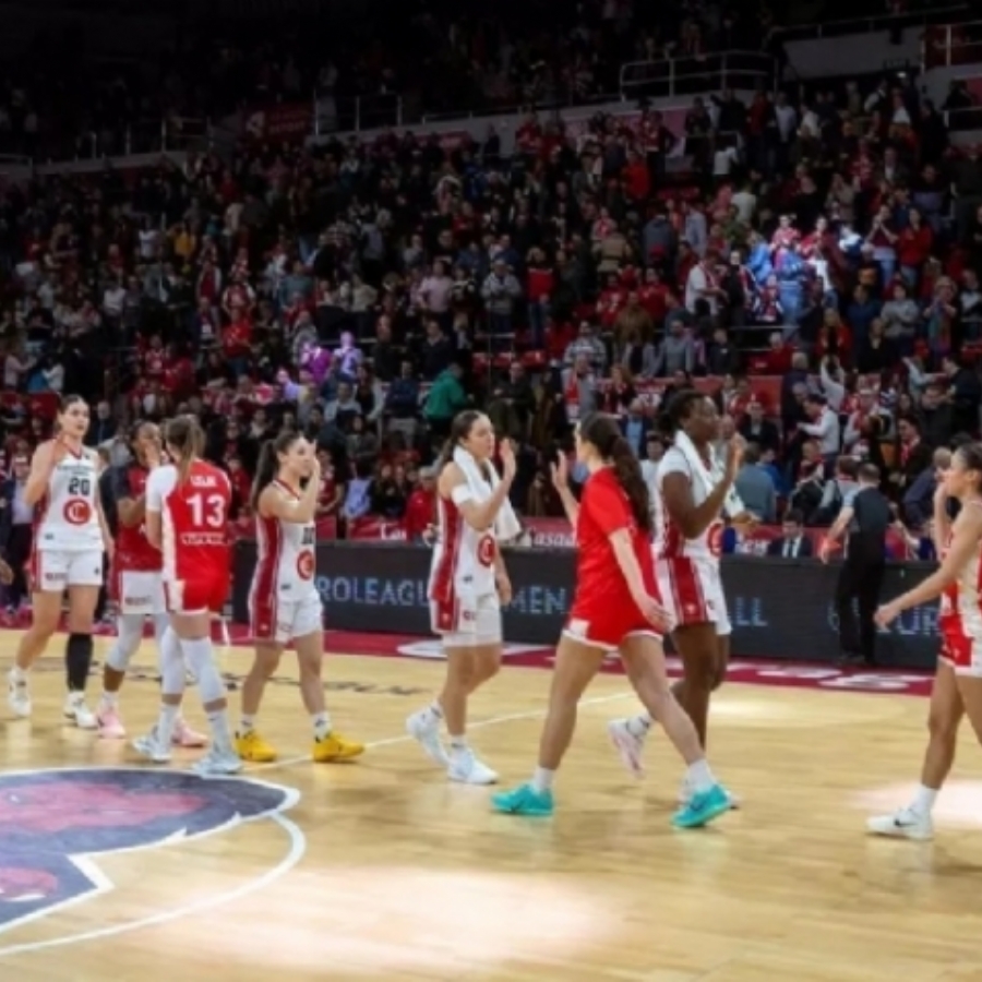 El lleno en el Casademont Zaragoza-USK Praga, a un paso: la caldera del Príncipe Felipe