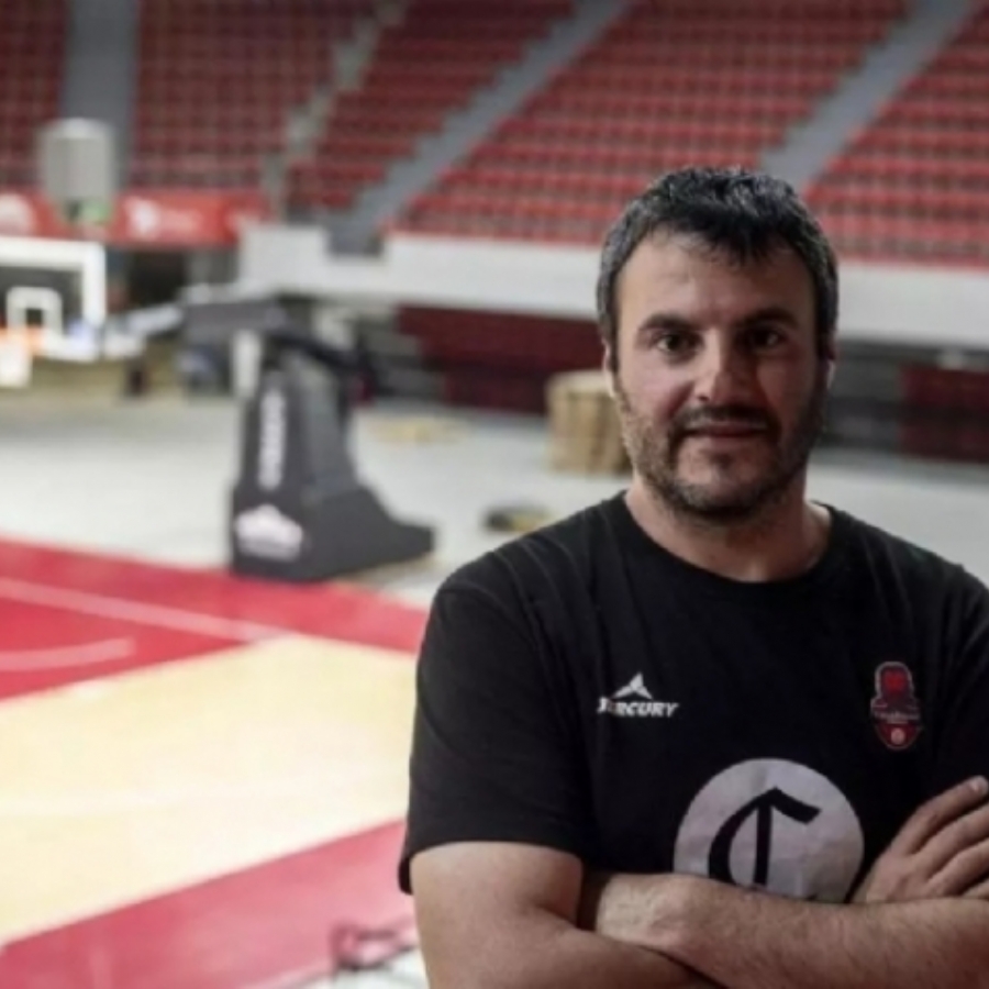 Carlos Cantero renueva con el Casademont Zaragoza: un capitán de barco de 