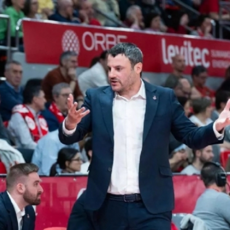 Carlos Cantero, entrenador del Casademont Zaragoza: 