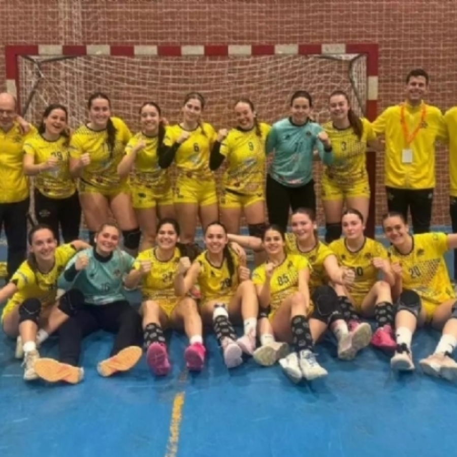 El orgullo de barrio y un nuevo éxito del Balonmano La Jota: 