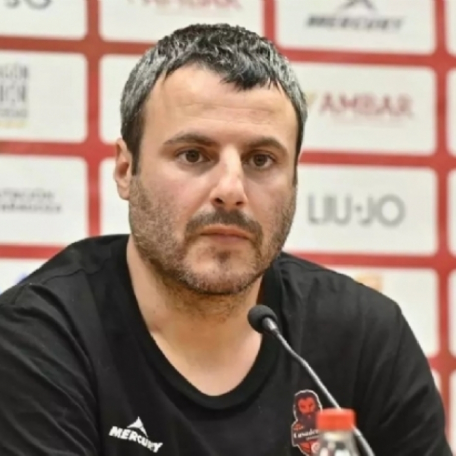 Carlos Cantero, entrenador del Casademont Zaragoza: 