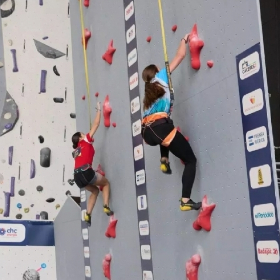 El estreno de la Copa de España de Escalada deja un gran nivel en Cáceres