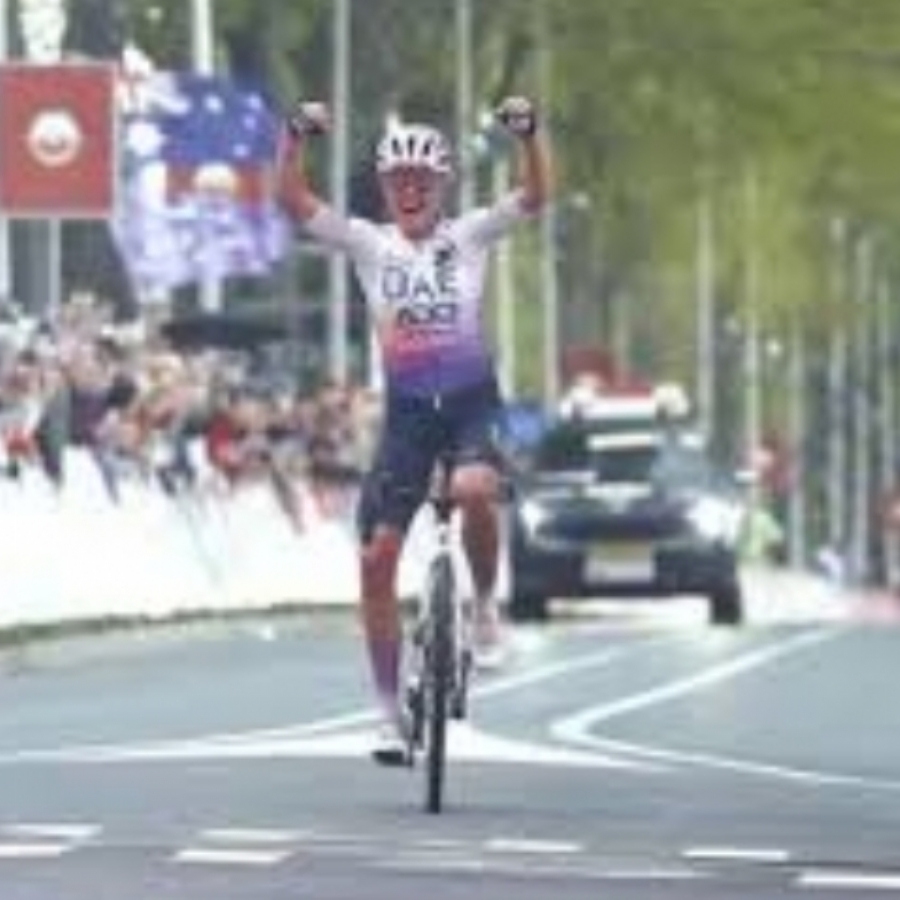 Paula Blasi logra una victoria histórica en la Amstel Gold Race