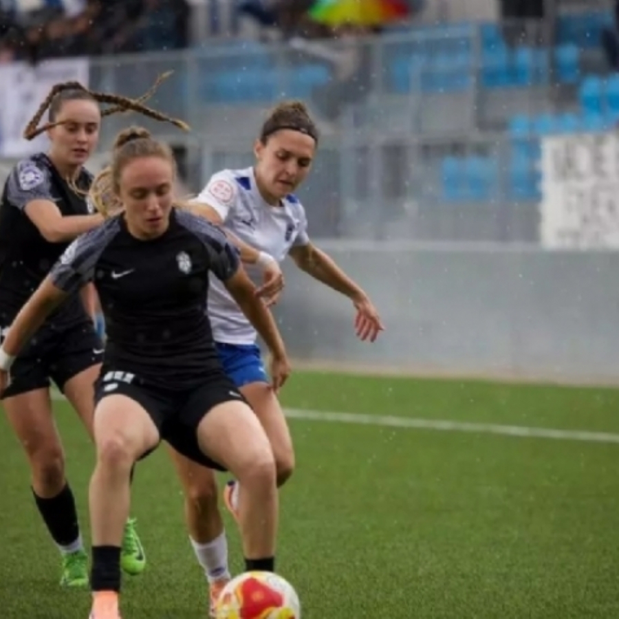 El Zaragoza CFF cae en la ida del 'playoff' de ascenso a Primera RFEF (1-2)