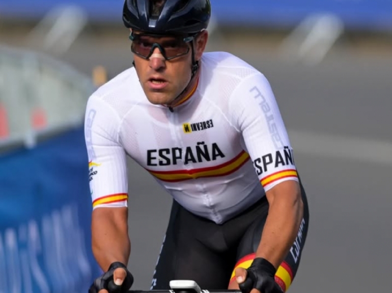 Eduardo Santas Asensio Fuente Instagram @edusantas89