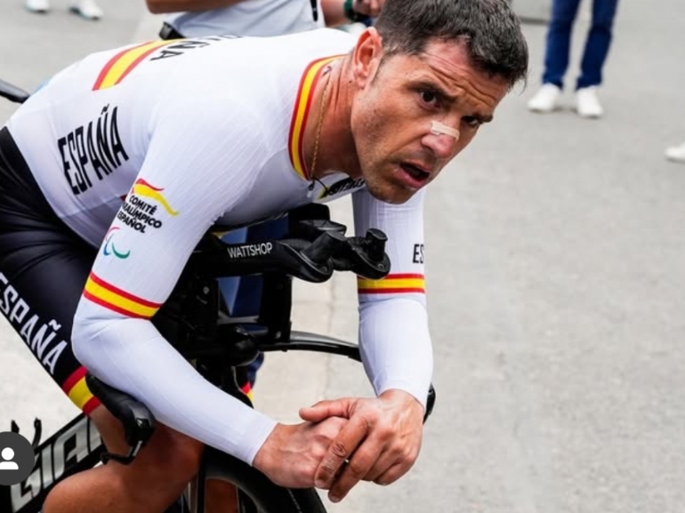 Eduardo Santas Asensio Fuente Instagram @edusantas89