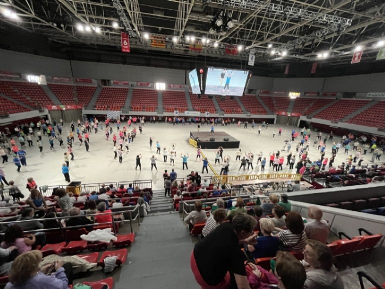 1.300 personas participaron en la fiesta fin de curso del Programa «Actividad Física para Adultos y Mayores de 67 años»
