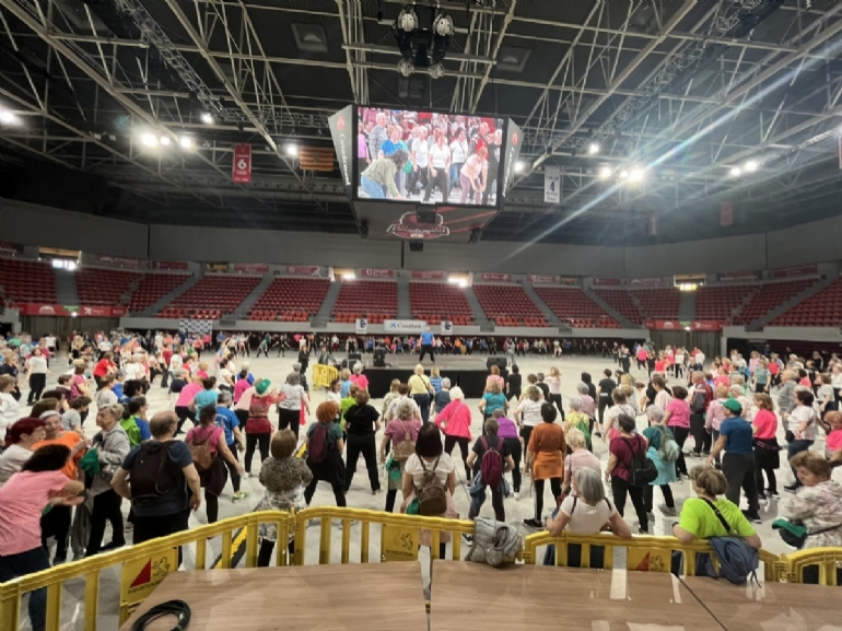 1.300 personas participaron en la fiesta fin de curso del Programa «Actividad Física para Adultos y Mayores de 67 años»