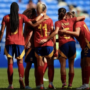 Salma Paralluelo Ayingono
Fuente Instagram @salmaparalluelo